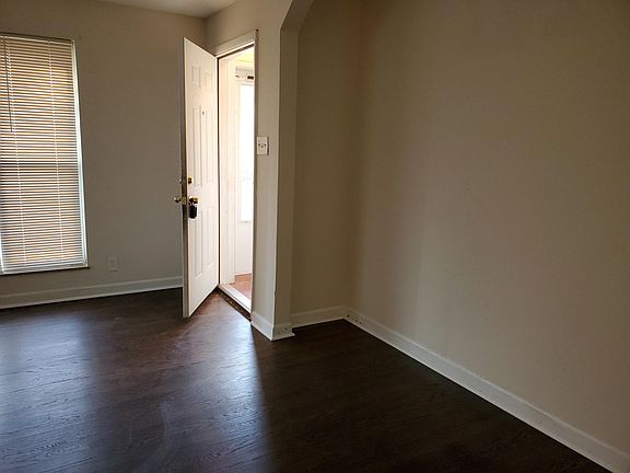 4th image of 9914 Jeffrey Dr