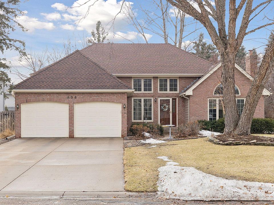 1st image of 138 White Oaks Ln