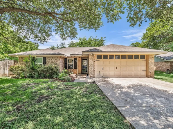 316 E Chapman Rd, Hewitt, TX 76643