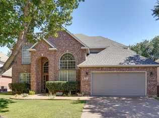 2113 Bishop Dr, Flower Mound, TX 75028