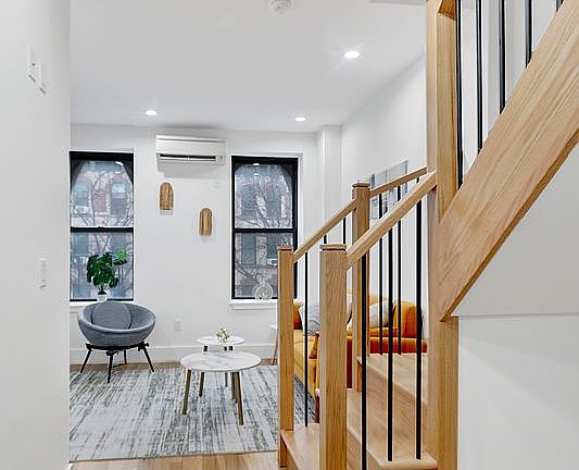 3rd image of 811 Classon Ave APT 3D