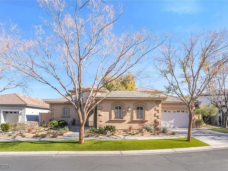 904 Pont Chartrain Dr — Photo 2