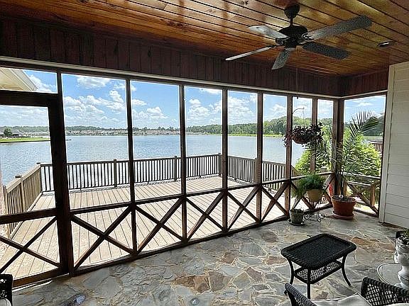5th image of 135 Shore View Dr