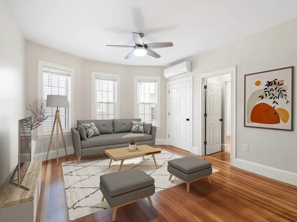 511 Geneva Ave #2, Dorchester Center, MA 02124