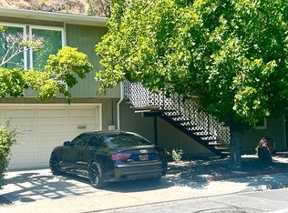 123 Oak Manor Dr, Fairfax, CA 94930