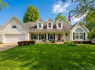 1431 Terrance Dr, Naperville, IL 60565