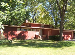 19878 Wendy Dr, Berea, OH 44017