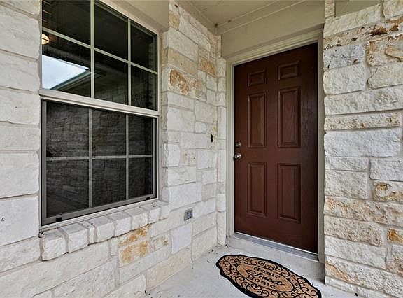5th image of 1128 Shadow Creek Blvd