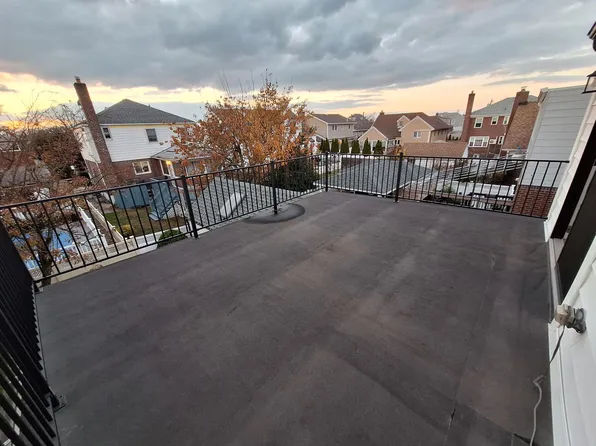 447 Beach 140th Street image 16 of 18