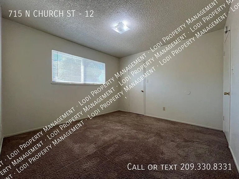 715 N Church St #12 — Photo 14