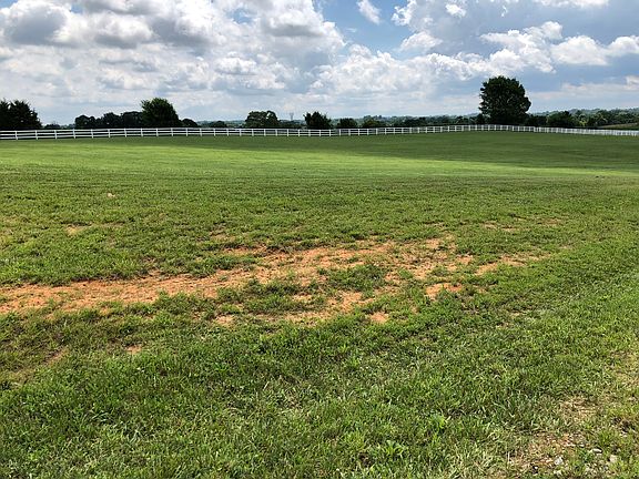 4th image of 400 Woodland Heights Pkwy