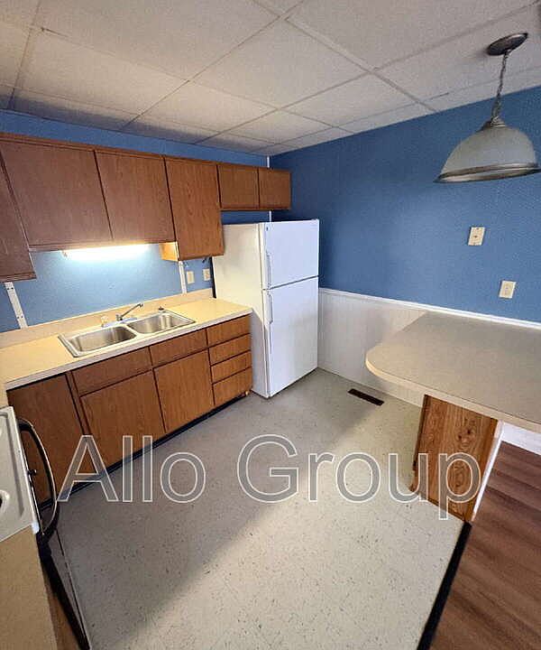 1st image of 608 West St #1