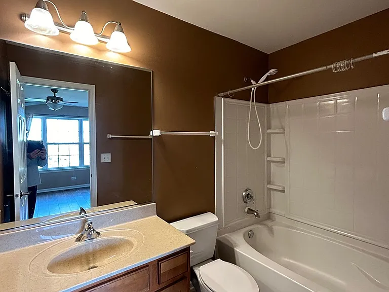 24427 John Adams Dr — Photo 21