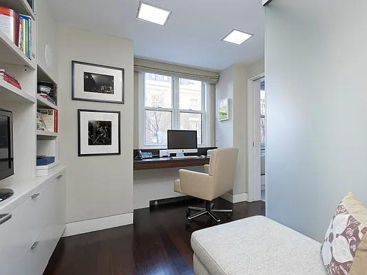 Sold by Sotheby's International Realty | media 36