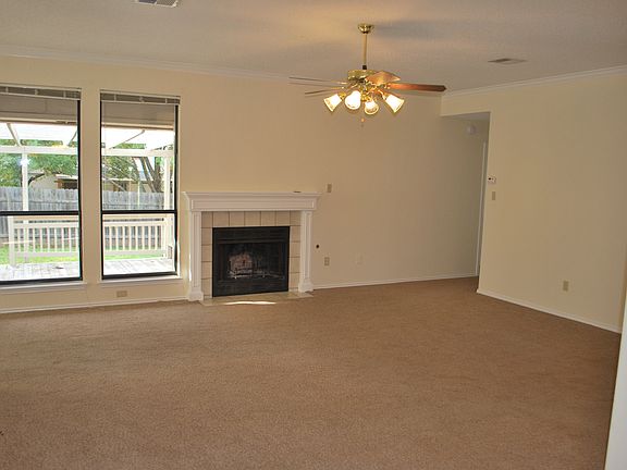 2nd image of 1803 Blue Bell Dr