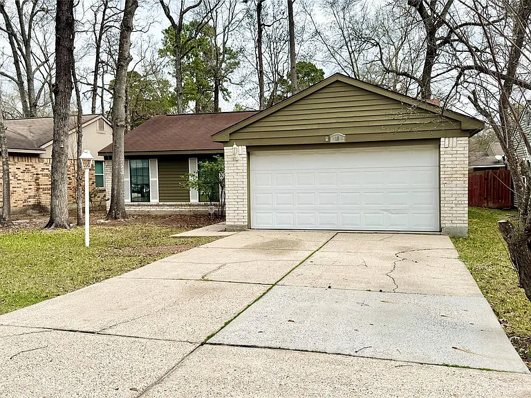 18 Dellforest Ct — Photo 2