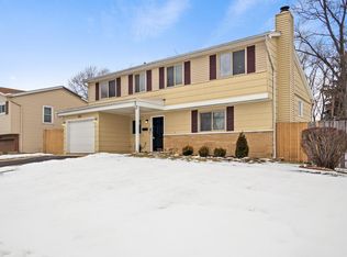 684 Terry Rd, Glendale Heights, IL 60139