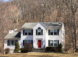 27 Lakeville Rd, Sussex, NJ 07461