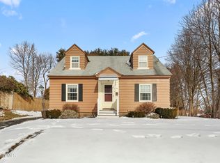 102 Windsor Ave, Pittsfield, MA 01201