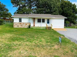 740 Matlock Rd, Cave City, AR 72521