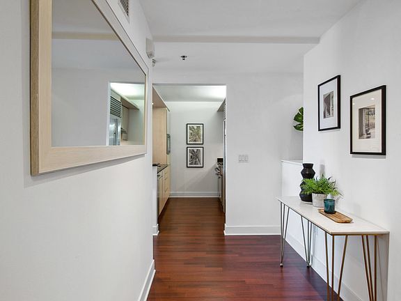 4th image of 229 Brannan St #2CL