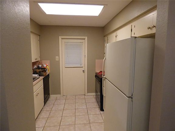 4th image of 4629 Mount Vernon Dr