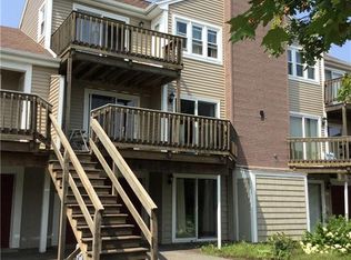 9 Riverview Dr APT C, North Berwick, ME 03906