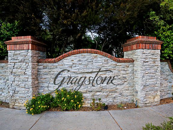 5th image of 6566 Stonehill Dr