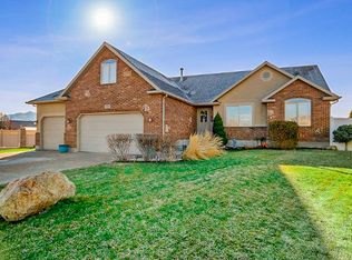 8089 S Red Castle Way, West Jordan, UT 84081