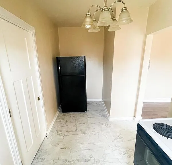 3500 Elm St #6 — Photo 6