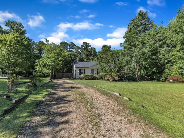 109 Mill Creek Dr, Youngsville, NC 27596