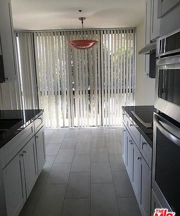 3rd image of 10750 Wilshire Blvd APT 206