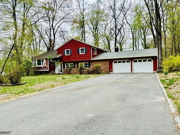 2nd image of 50 Dolly Dr