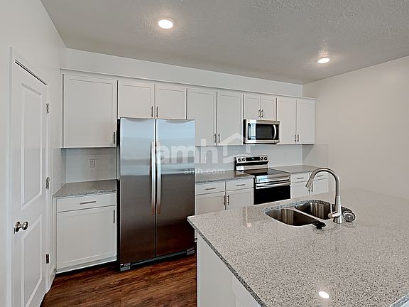 3rd image of 6059 W Arranmore Dr