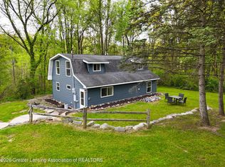 7067 Sherwood Hwy, Bellevue, MI 49021