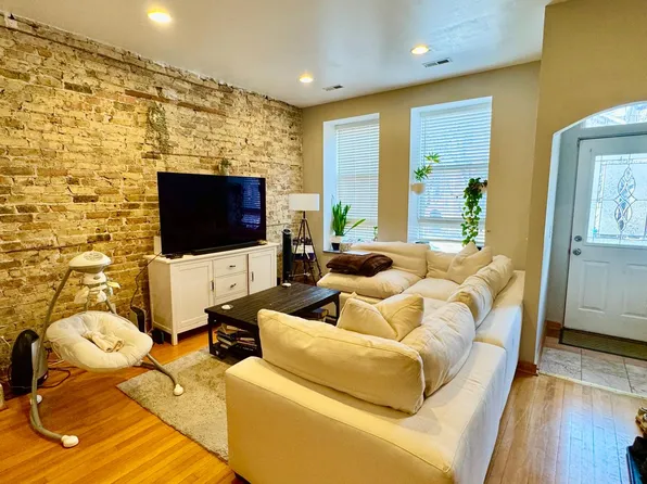 1453 W Cortez St, Chicago, IL