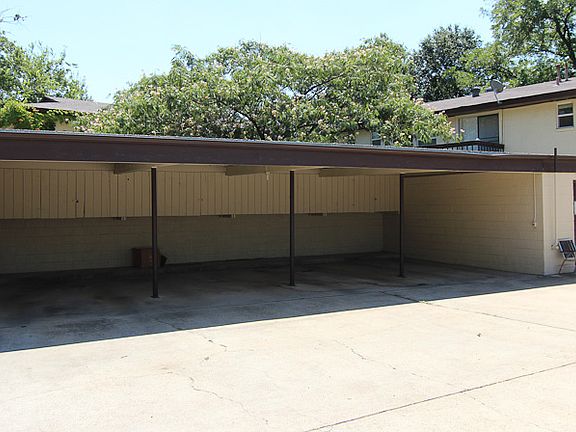 5th image of 4738 El Campo Ave
