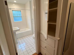 1930 SE Pine St, Portland, OR 97214