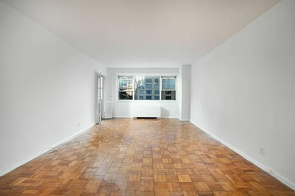 Rented by Waldstar Real Estate LLC | media 14