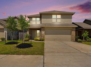 9106 Burnet Fields Dr, Baytown, TX 77521