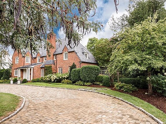 4th image of 5 Greenway Ln