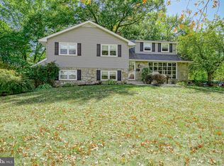 2805 Hunterdon Dr, Cinnaminson, NJ 08077