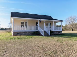 109 Woody Ln, Bonneau, SC 29431