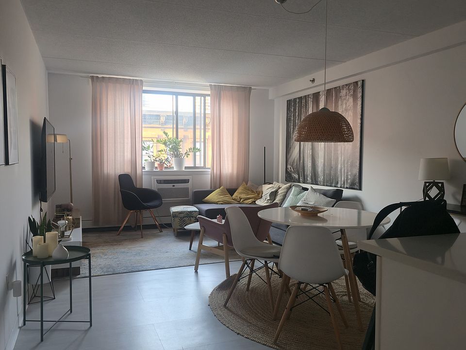 1st image of 210 E 118th St APT 503