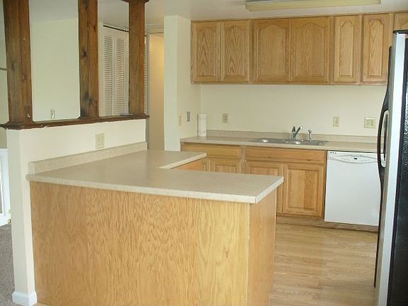 2nd image of 3181 Dorf Dr