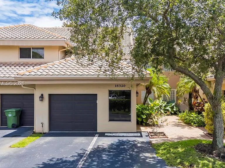 16320 Malibu Dr #10 — Photo 28