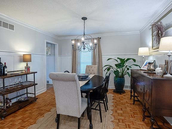 5th image of 6958 Corsica Dr