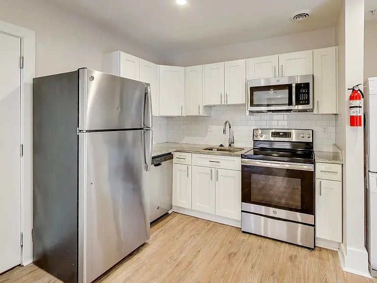 1904 Irving St NE — Photo 6