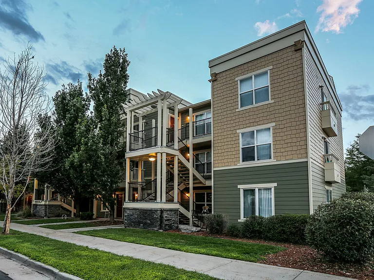 Belle Creek Apartments — Photo 6
