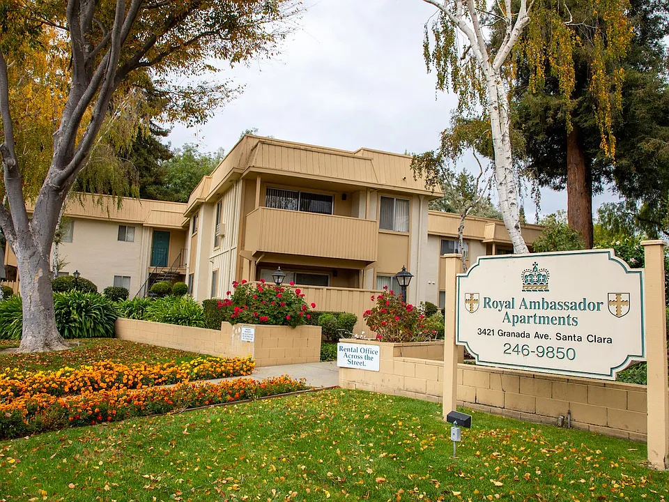 Royal Ambassador Apartments